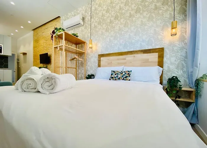 Florit Flats - The Cabanyal Suites 02 * Walencja